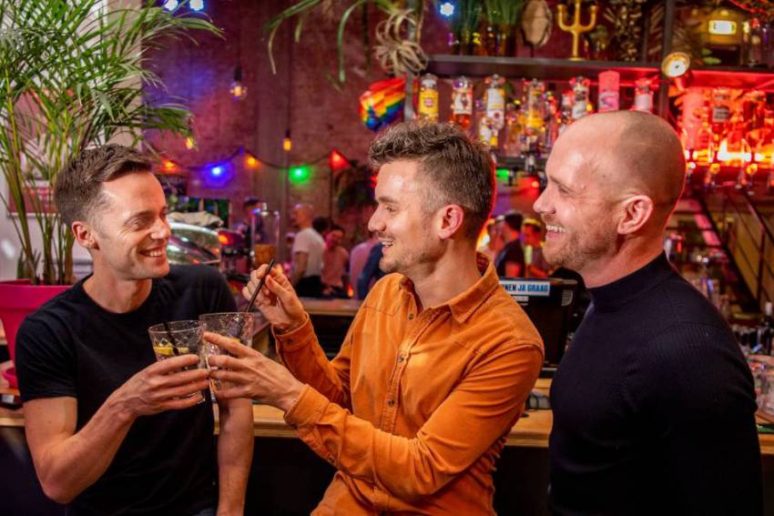 De Column van Vrijdag: Rotterdam een Gay-attractie?!, part 2